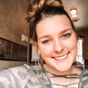 Meet your Posher, Trisity